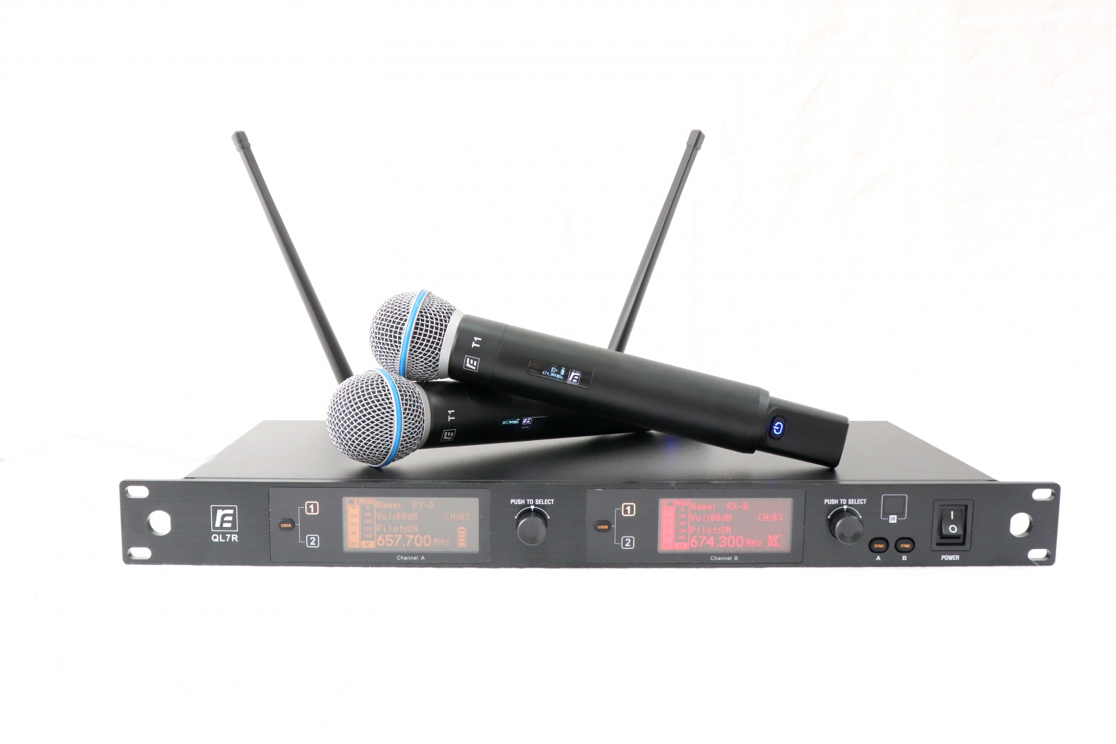 RFIntell QL7R/T1-A 651,800-683,400 МГц 2-канальная радиосистема с 2-мя ручными микрофонами