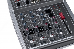SVS Audiotechnik mixers AM-4 DSP Аналоговый микшерный пульт, 4-канала