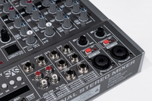 SVS Audiotechnik mixers AM-8 DSP Микшерный пульт аналоговый, 8-канальный